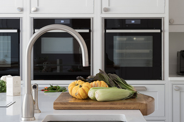 Kitchen with White Carrara